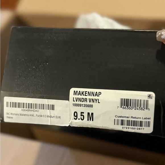 I.N.C. Ankle Strap High Heeled Pumps NIB Size 9.5 - Picture 4 of 10